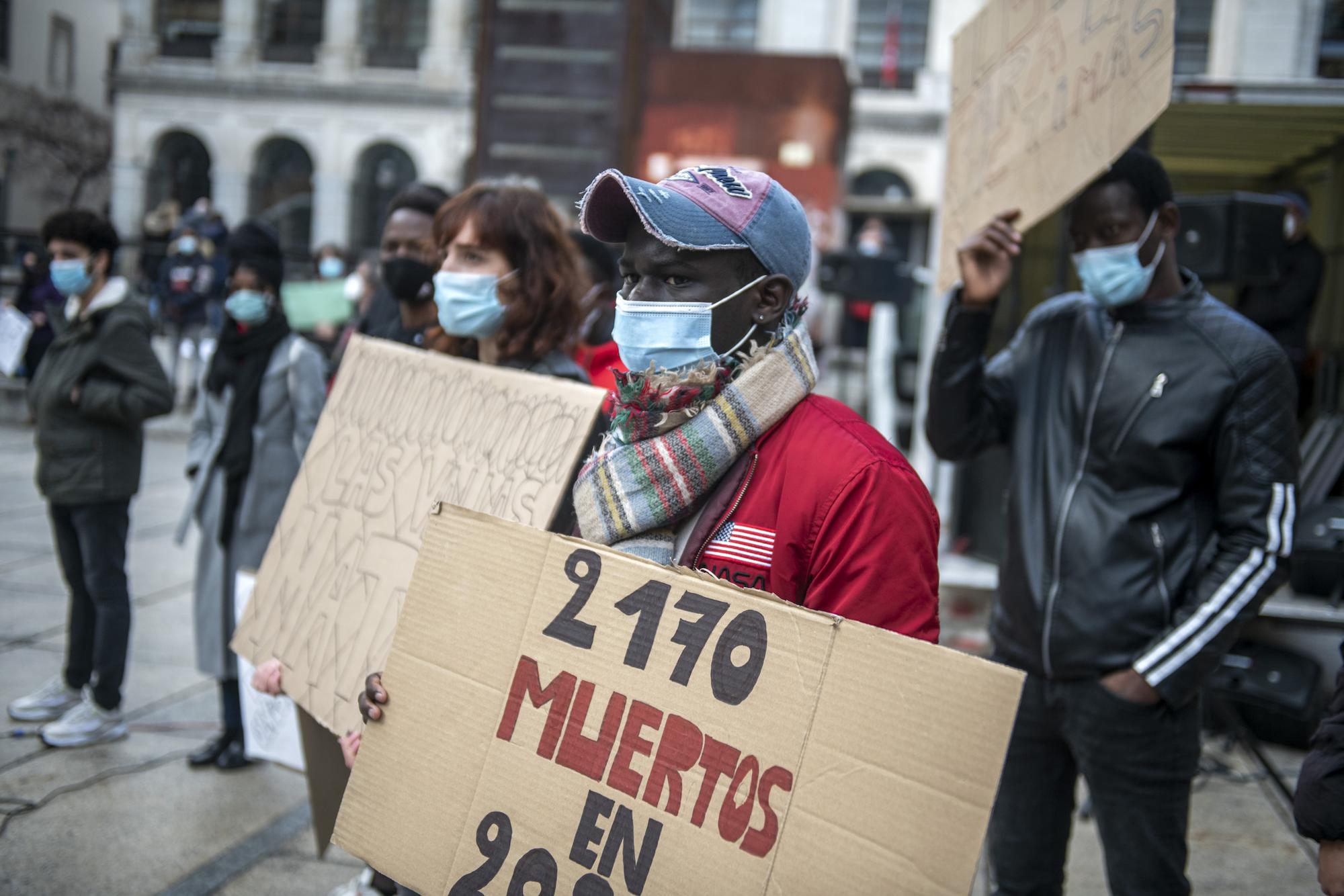 Manifestación en Madrid en el séptimo aniversario de la masacre de la playa del Tarajal.  - 6
